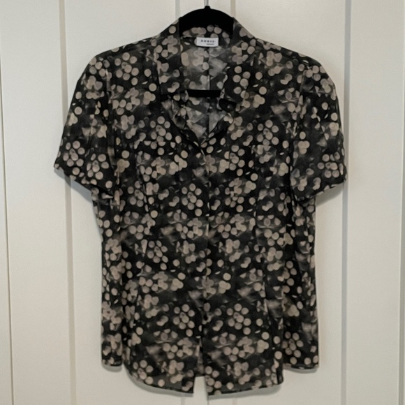 LAST CALL: AKRIS PUNTO Dot Patterned s/s BF Top Shirt US 10 (runs small, M) VGC - Picture 1 of 8